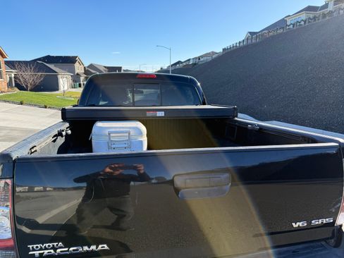 Used 2011 Toyota Tacoma 4x4 Double Cab image 5