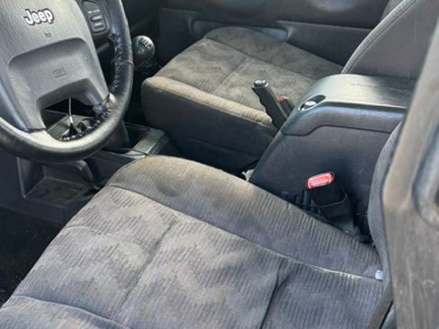 Used 2001 Jeep Wrangler Sahara image 8