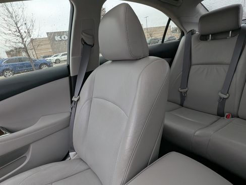Used 2010 Lexus ES 350 image 5