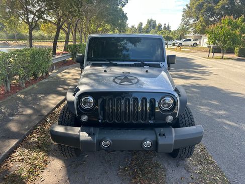 Used 2015 Jeep Wrangler Sport image 11