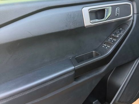 Used 2016 Ford Transit Connect XLT FWD image 14