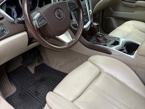 Used 2012 Cadillac SRX Luxury AWD/4WD image 6