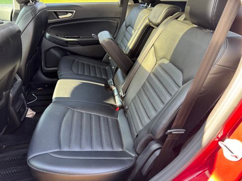 Used 2015 Ford Edge SEL w/ Equipment Group 201A image 5