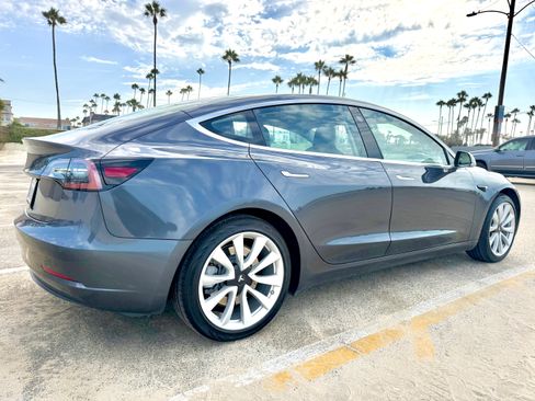 Used 2017 Tesla Model 3 Long Range RWD image 5