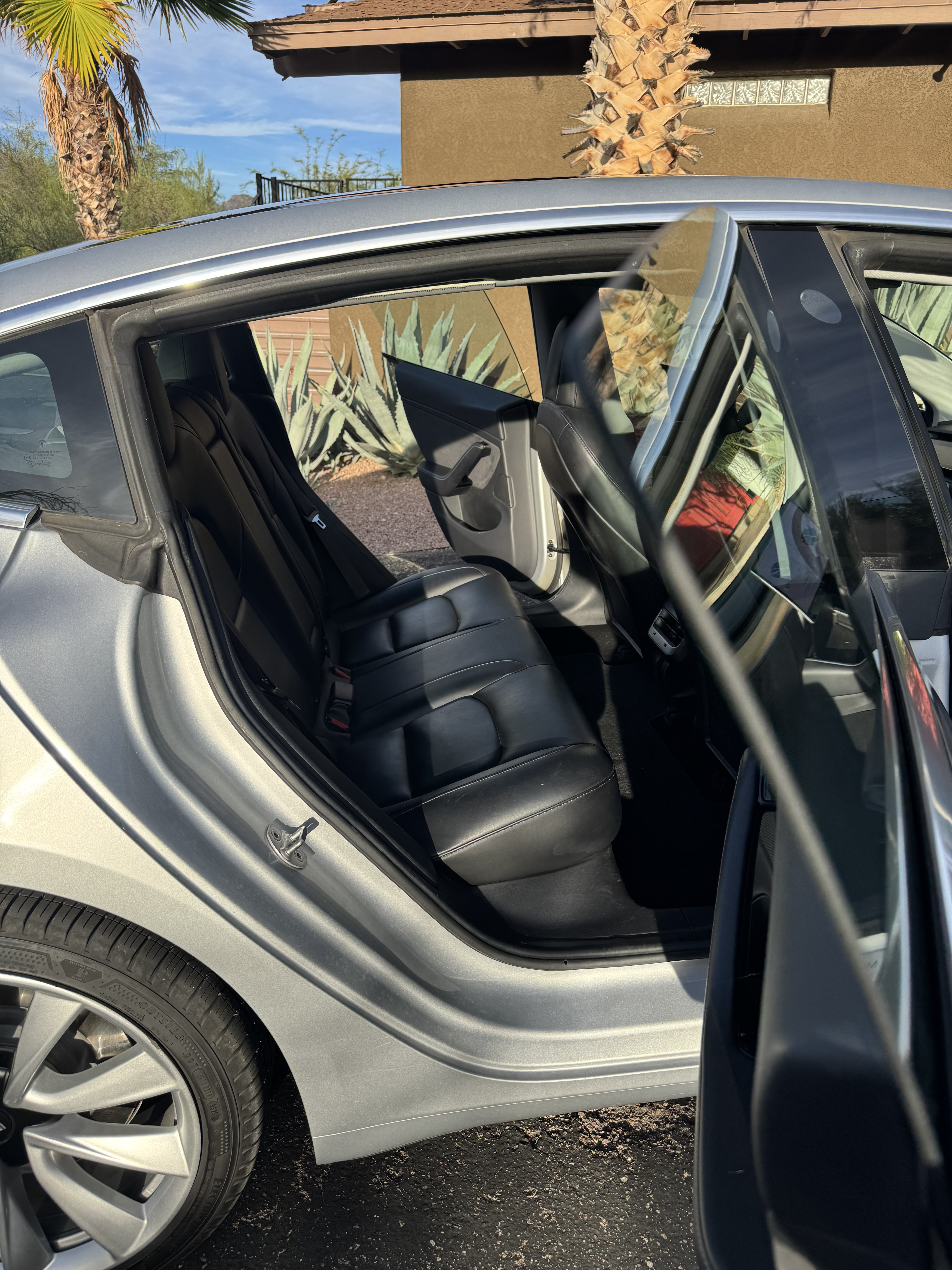 Used 2018 Tesla Model 3 Long Range AWD/4WD image 16