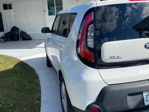 Used 2015 Kia Soul image 5