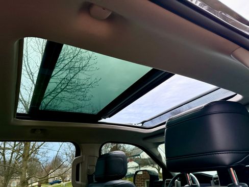 Used 2024 Toyota Tundra Limited w/ TRD Off-Road Package image 23