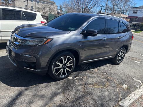 Used 2021 Honda Pilot Elite image 1