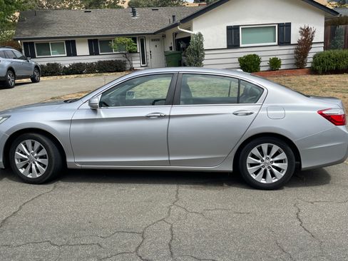 Used 2014 Honda Accord EX-L image 2