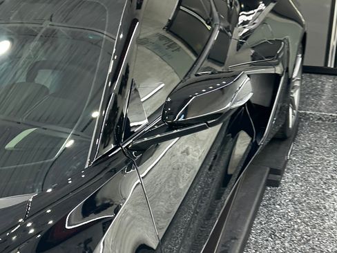 Used 2024 Chevrolet Corvette Z06 w/ Z07 Performance Package image 8