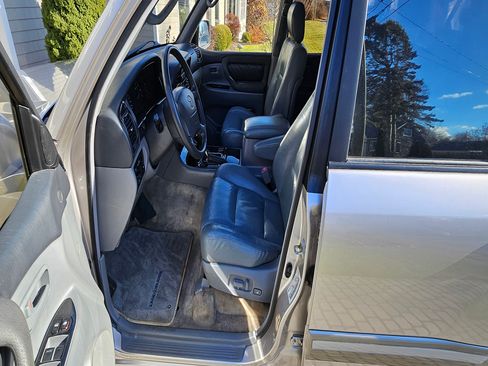Used 2000 Toyota Land Cruiser image 28