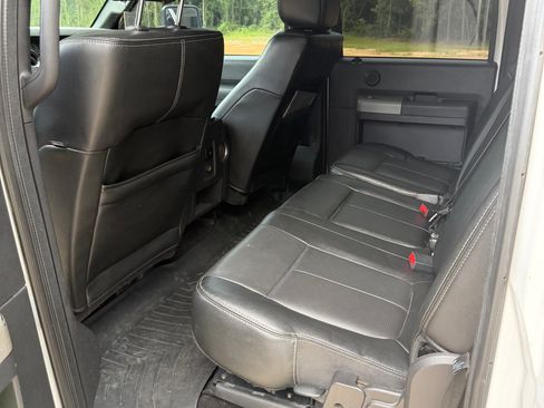 Used 2016 Ford F250 Lariat w/ Lariat Interior Package AWD/4WD image 14