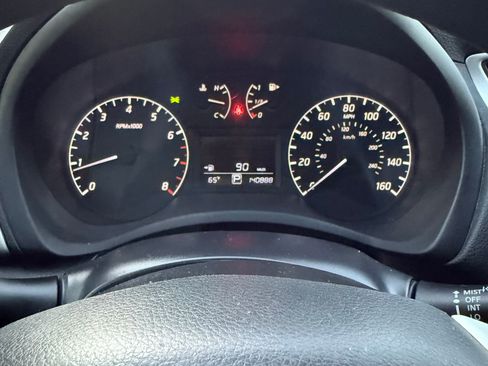 Used 2017 Nissan Sentra S image 12