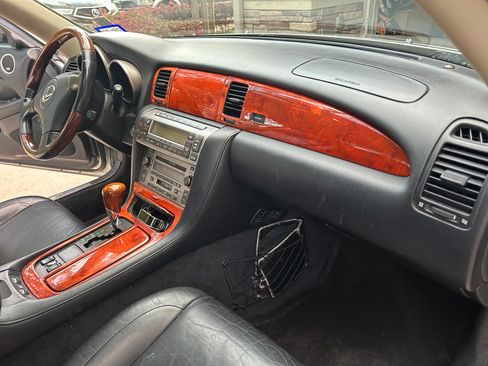Used 2002 Lexus SC 430 Convertible RWD image 12