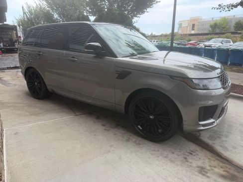 Used 2020 Land Rover Range Rover Sport HSE Dynamic AWD/4WD image 4