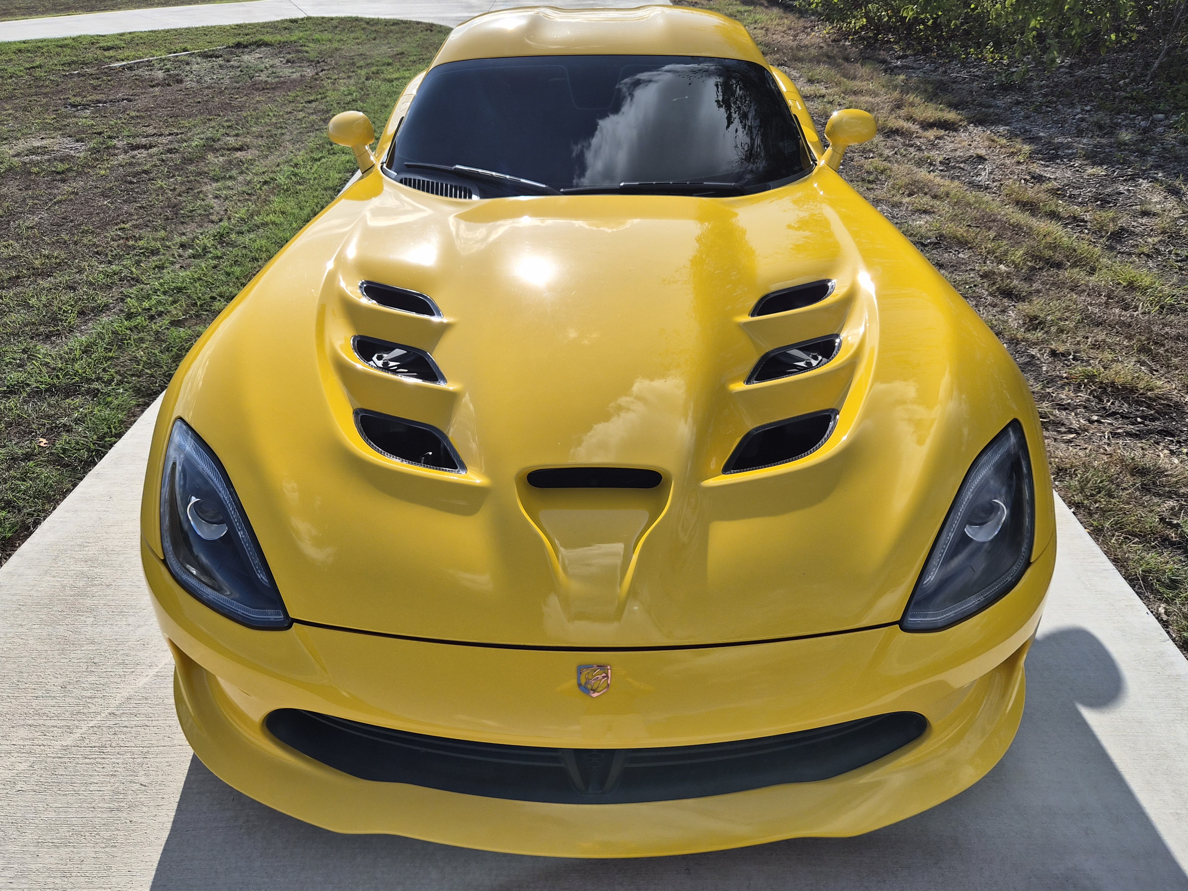 Used 2013 SRT Viper SRT-10 w/ Grand Touring Pkg RWD image 19