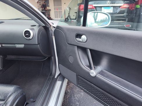 Used 2001 Audi TT 1.8T image 16