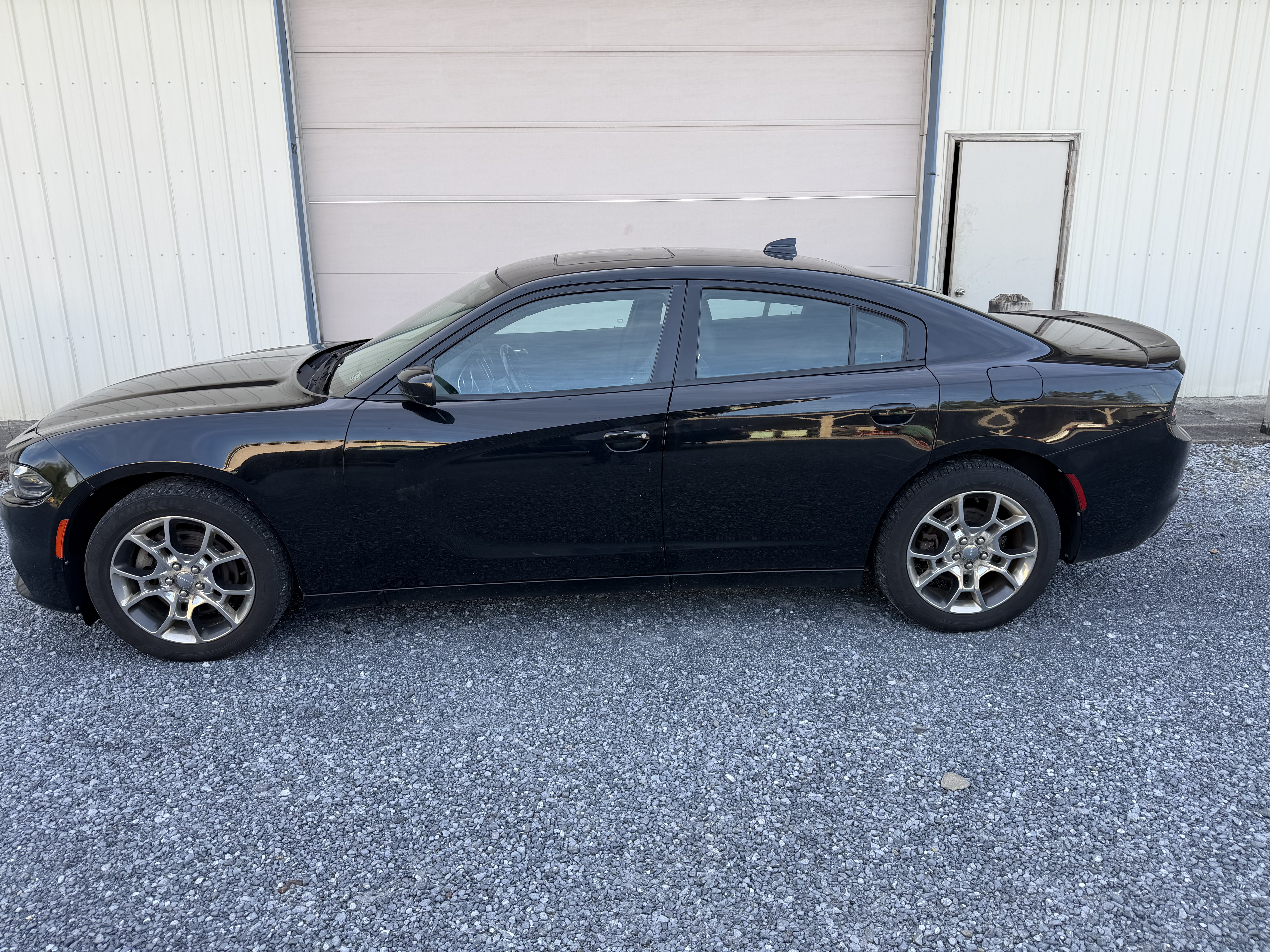 Used 2015 Dodge Charger SXT w/ AWD Plus Group image 8