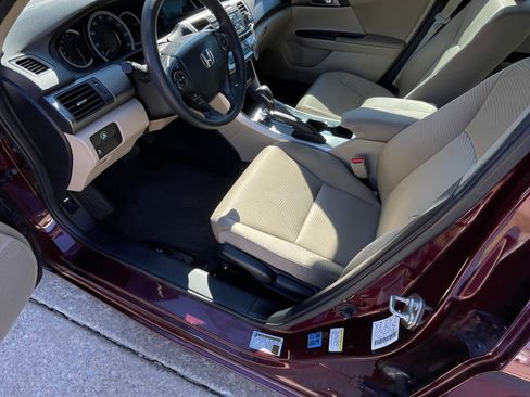 Used 2015 Honda Accord LX image 8