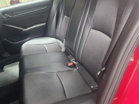 Used 2022 Honda Accord Sport image 10