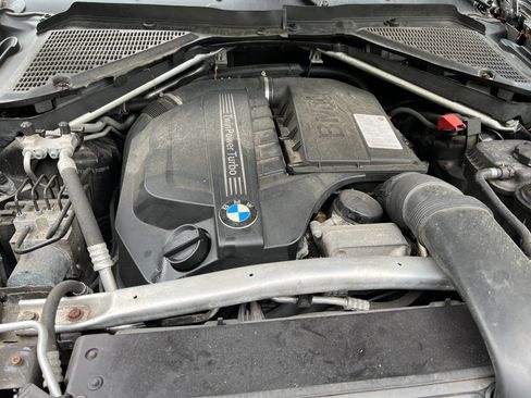 Used 2012 BMW X5 xDrive35i image 4