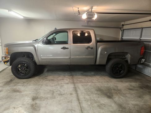 Used 2012 Chevrolet Silverado 1500 LS image 3