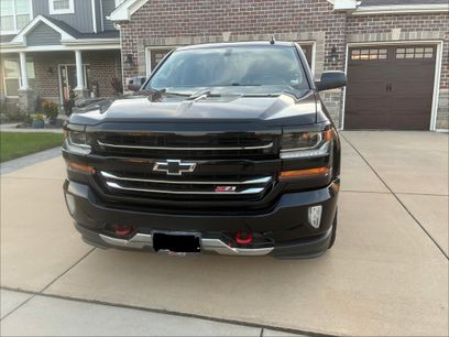 Used 2017 Chevrolet Silverado 1500 LT w/ Redline Edition
