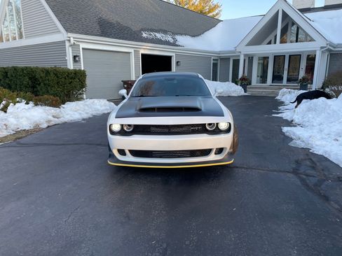 Used 2018 Dodge Challenger SRT Demon RWD image 1