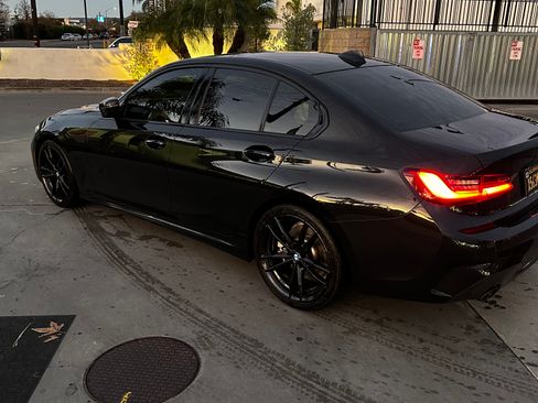 Used 2021 BMW 330i Sedan w/ M Sport Package image 6