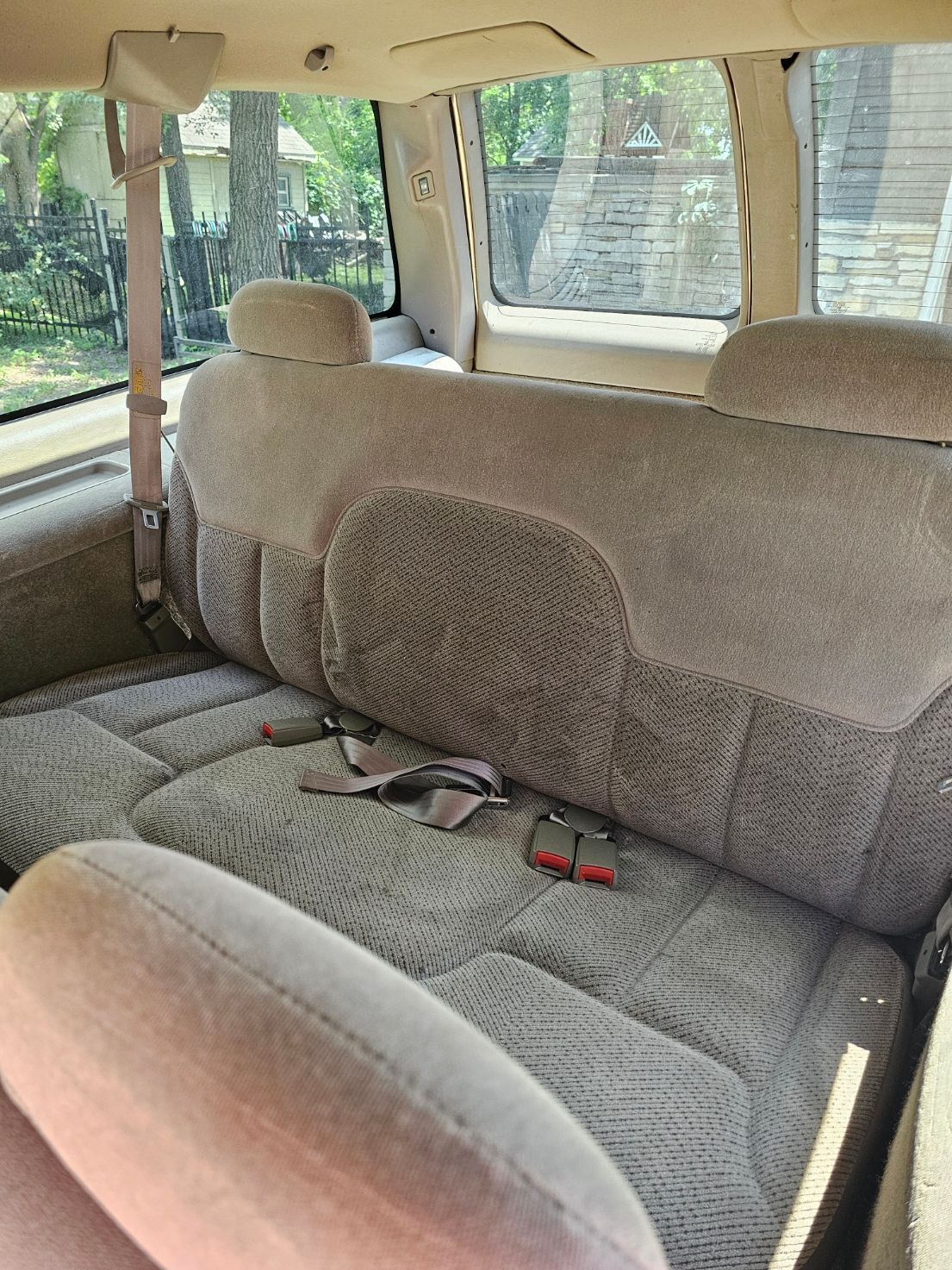 Used 1999 Chevrolet Suburban 4WD w/ Preferred Equipment Group 2 image 10