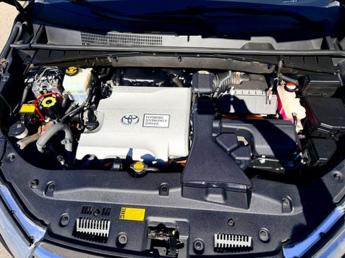 Used 2015 Toyota Highlander Limited Platinum image 17