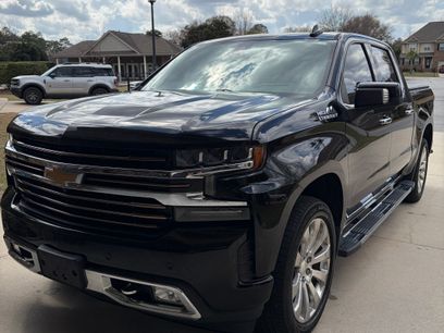 Used 2019 Chevrolet Silverado 1500 High Country w/ Technology Package