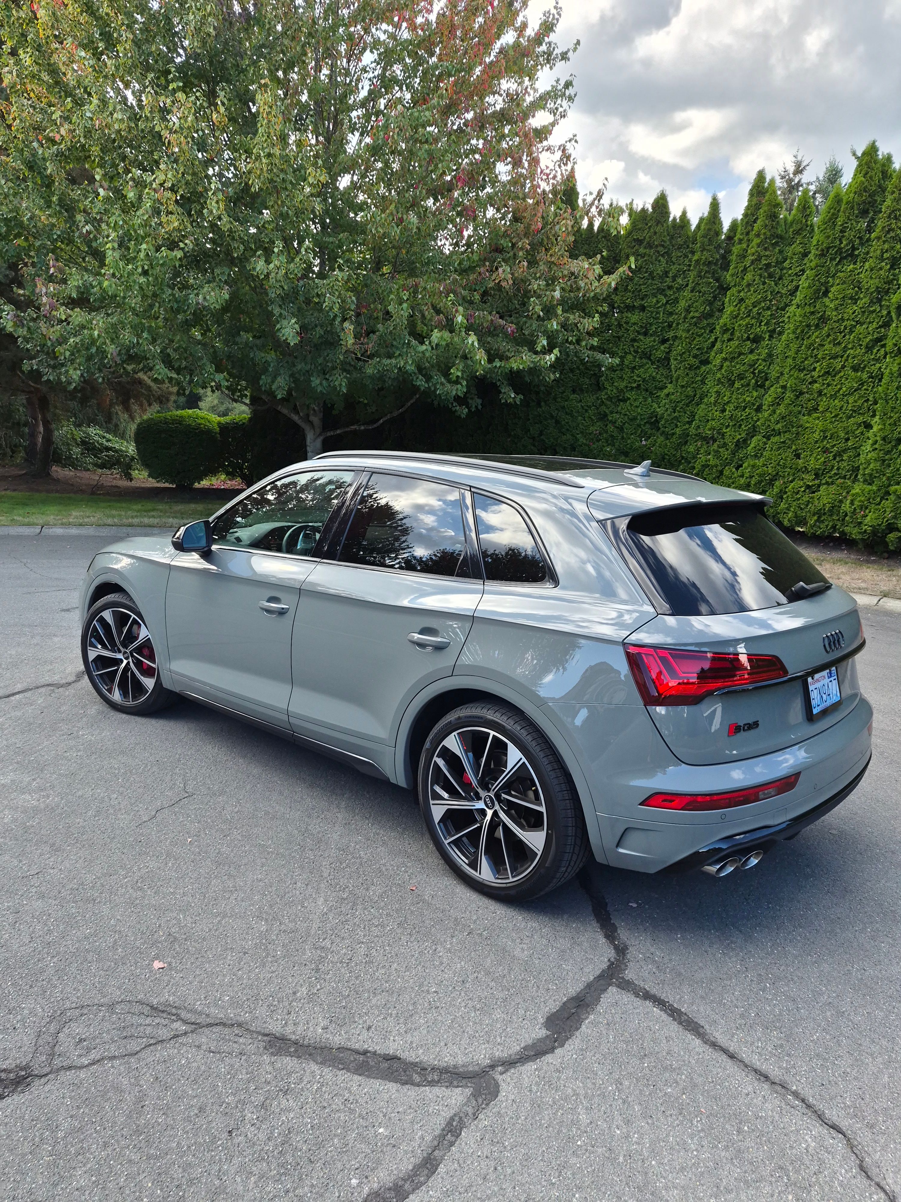 Used 2021 Audi SQ5 Premium Plus w/ Premium Plus Package AWD/4WD image 5