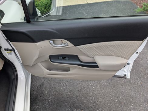 Used 2015 Honda Civic SE image 26