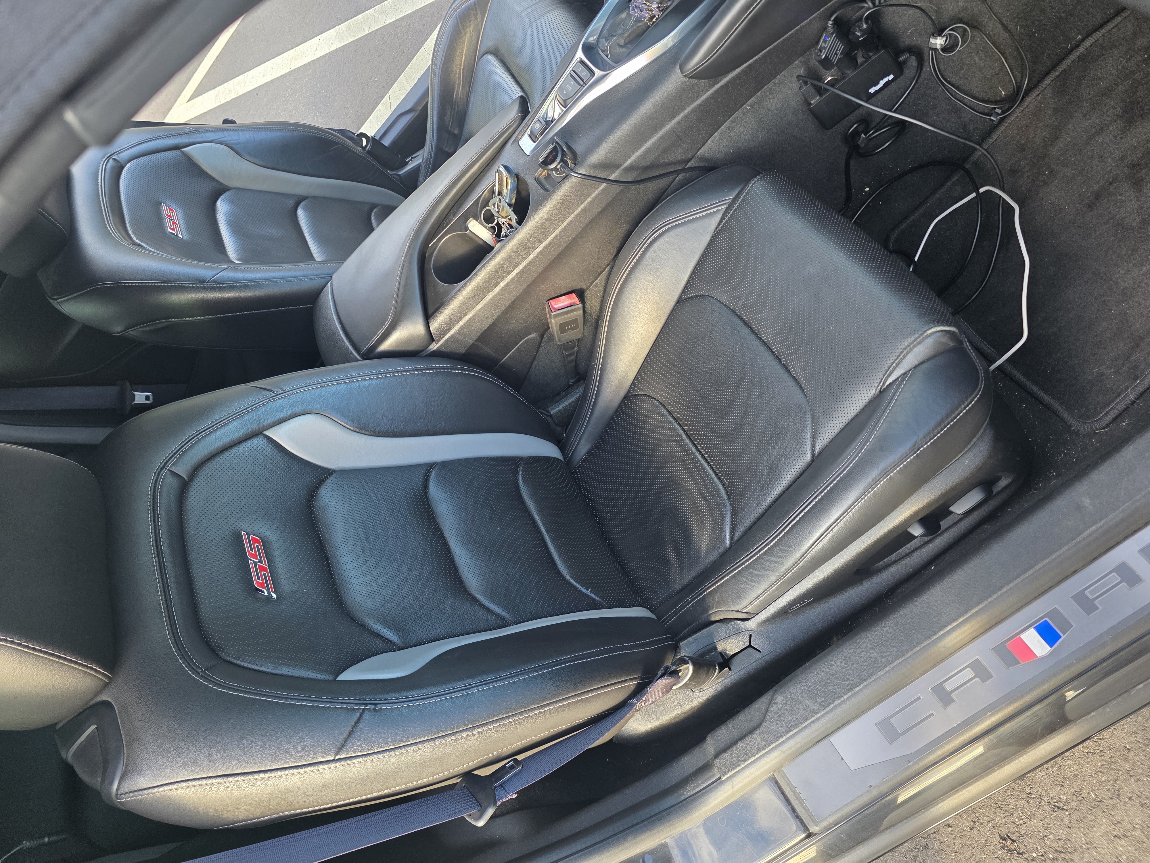 Used 2016 Chevrolet Camaro SS RWD image 11