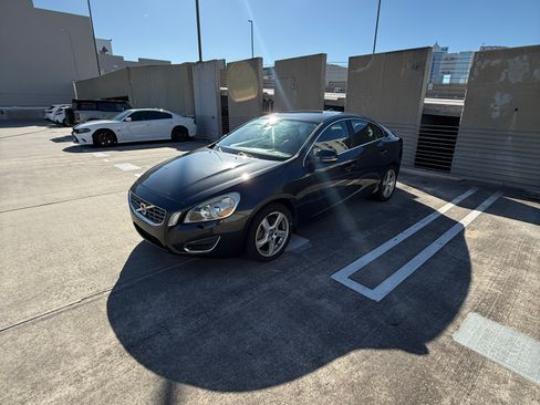 Used 2013 Volvo S60 T5 image 14