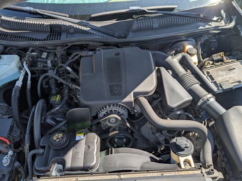 Used 2008 Lincoln Town Car Signature Limited image 13