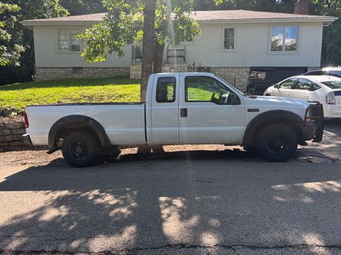 Used 2003 Ford F250 XL RWD image 16