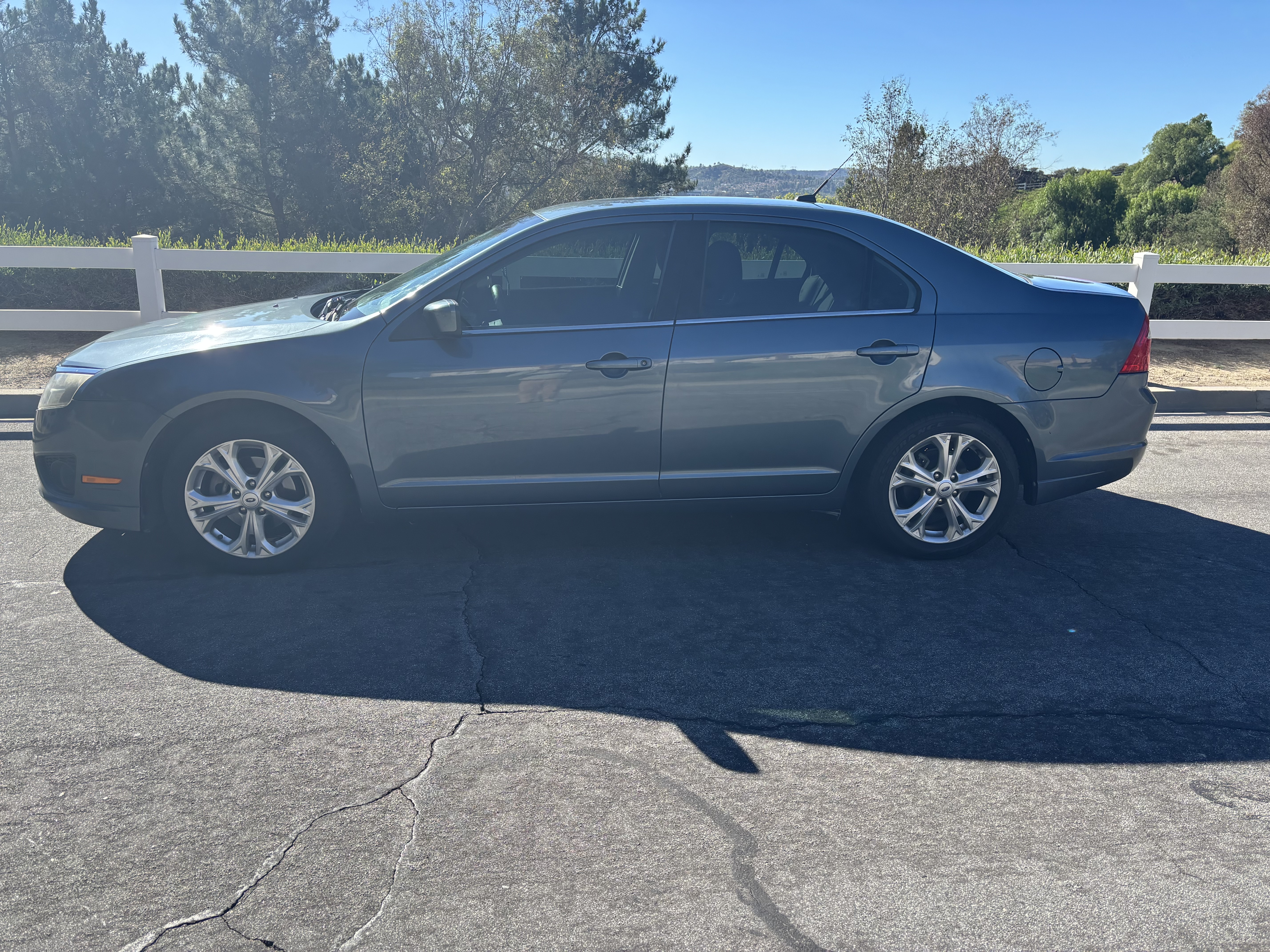 Used 2012 Ford Fusion SE FWD image 10