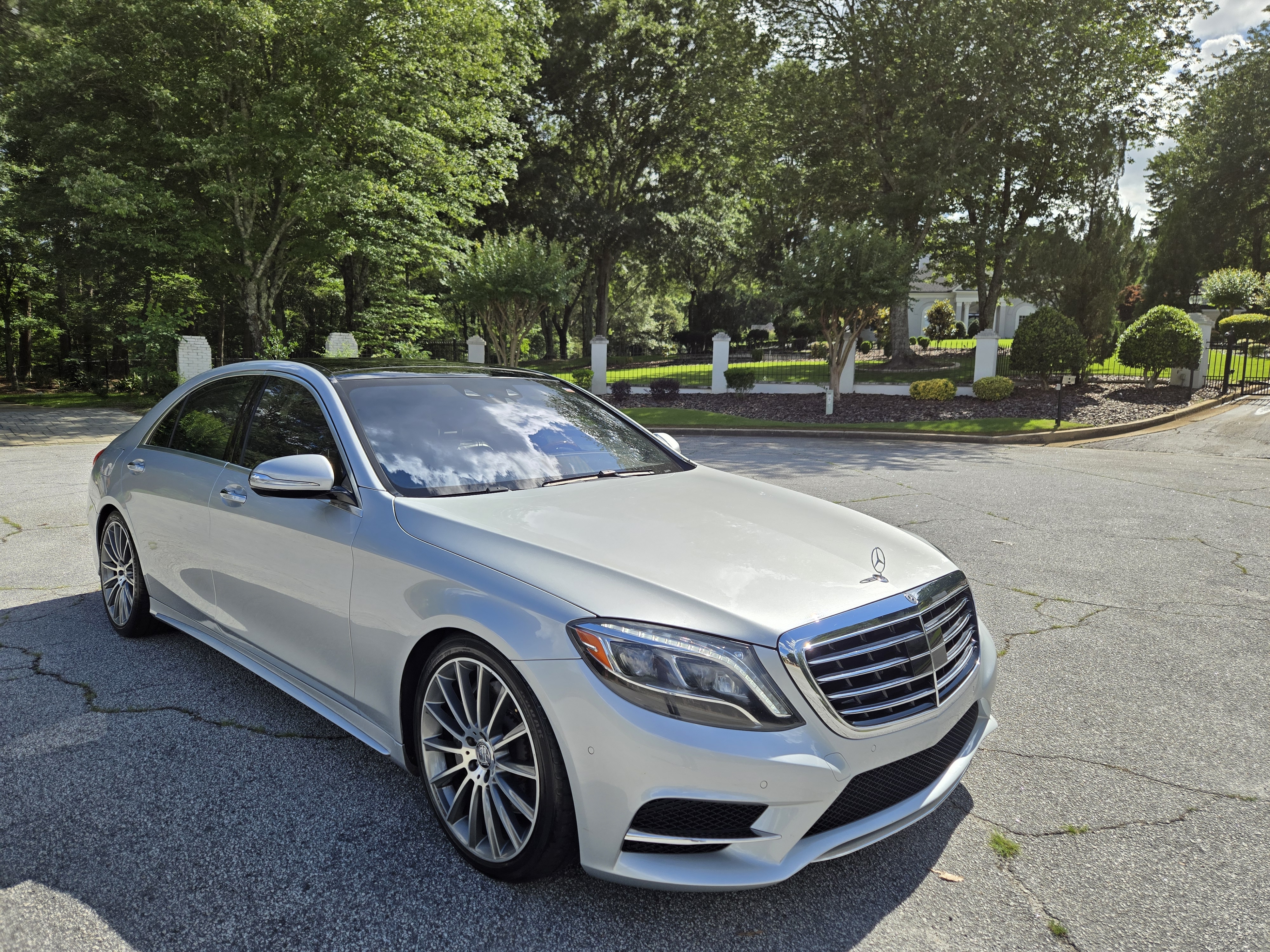 Used 2014 Mercedes-Benz S 550 Sedan image 4