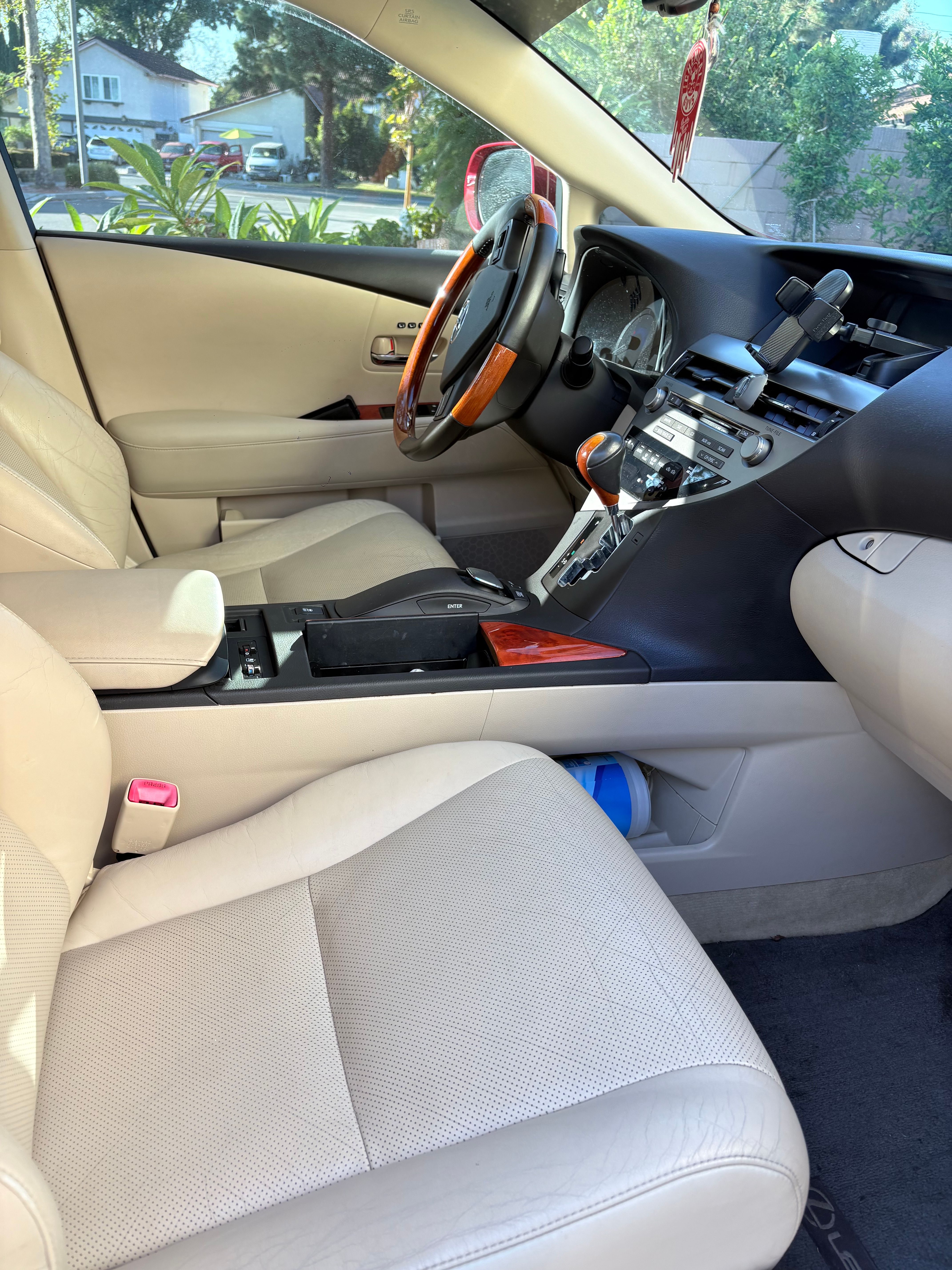 Used 2011 Lexus RX 350 AWD w/ Premium Pkg image 6