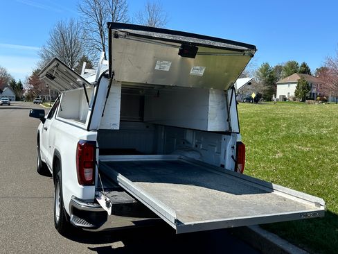 Used 2023 GMC Sierra 1500 Pro w/ Pro Value Package image 6