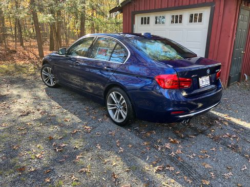 Used 2018 BMW 330i xDrive 330i xDrive Sedan 4D image 5