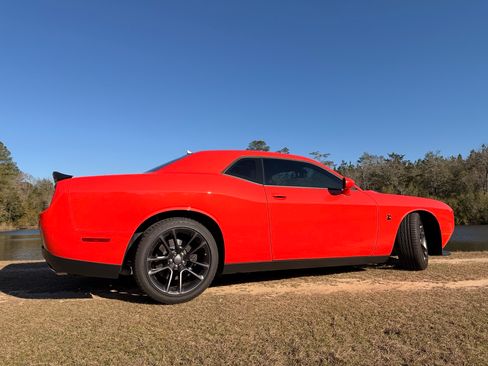 Used 2023 Dodge Challenger R/T Scat Pack w/ Plus Package image 5
