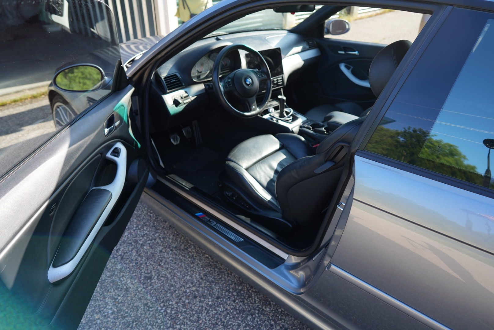 Used 2004 BMW M3 Coupe RWD image 9
