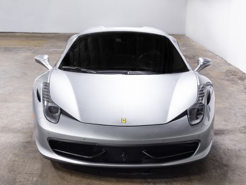 Used 2014 Ferrari 458 Spider RWD image 2