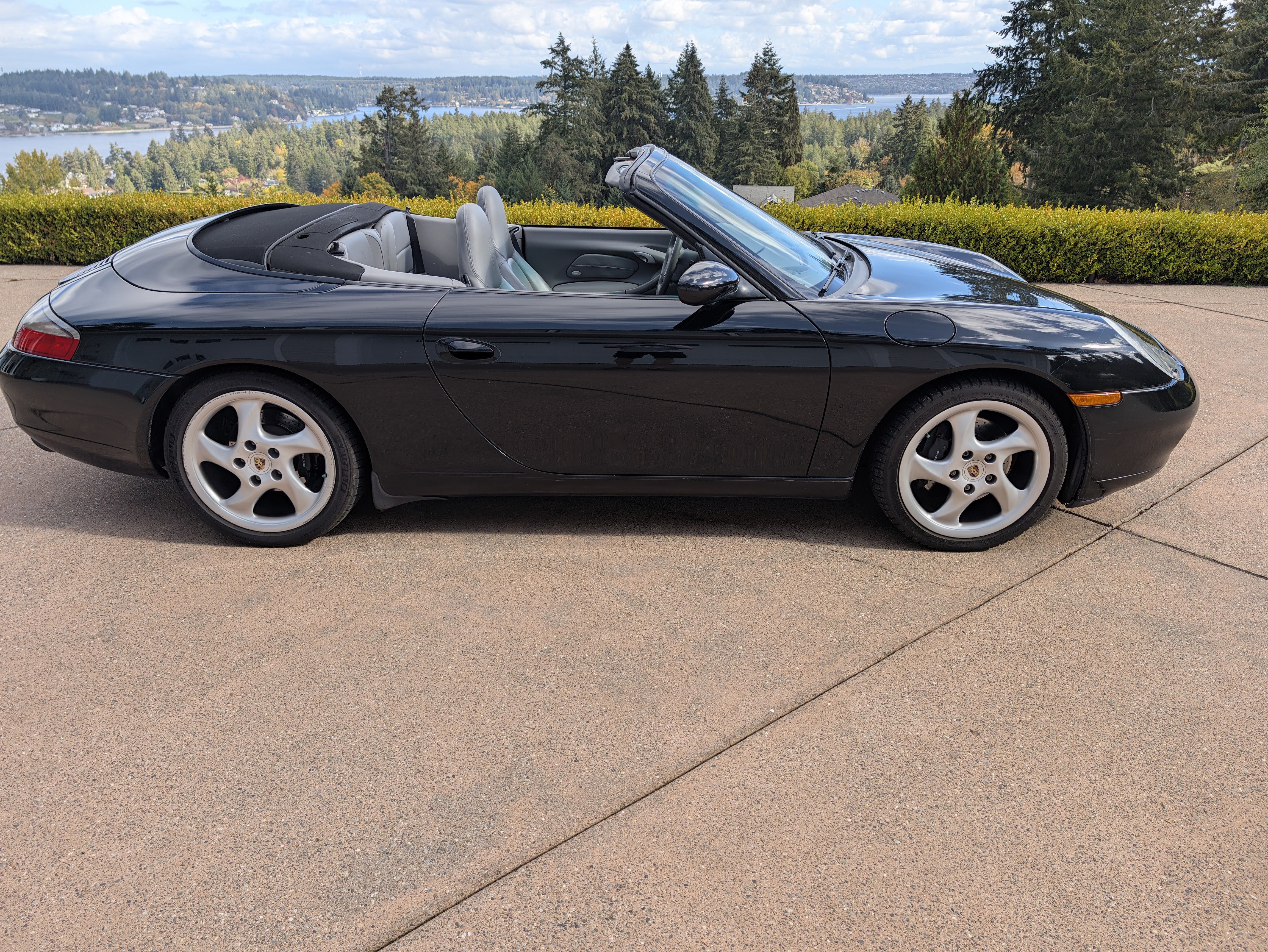Used 2000 Porsche 911 Cabriolet image 5