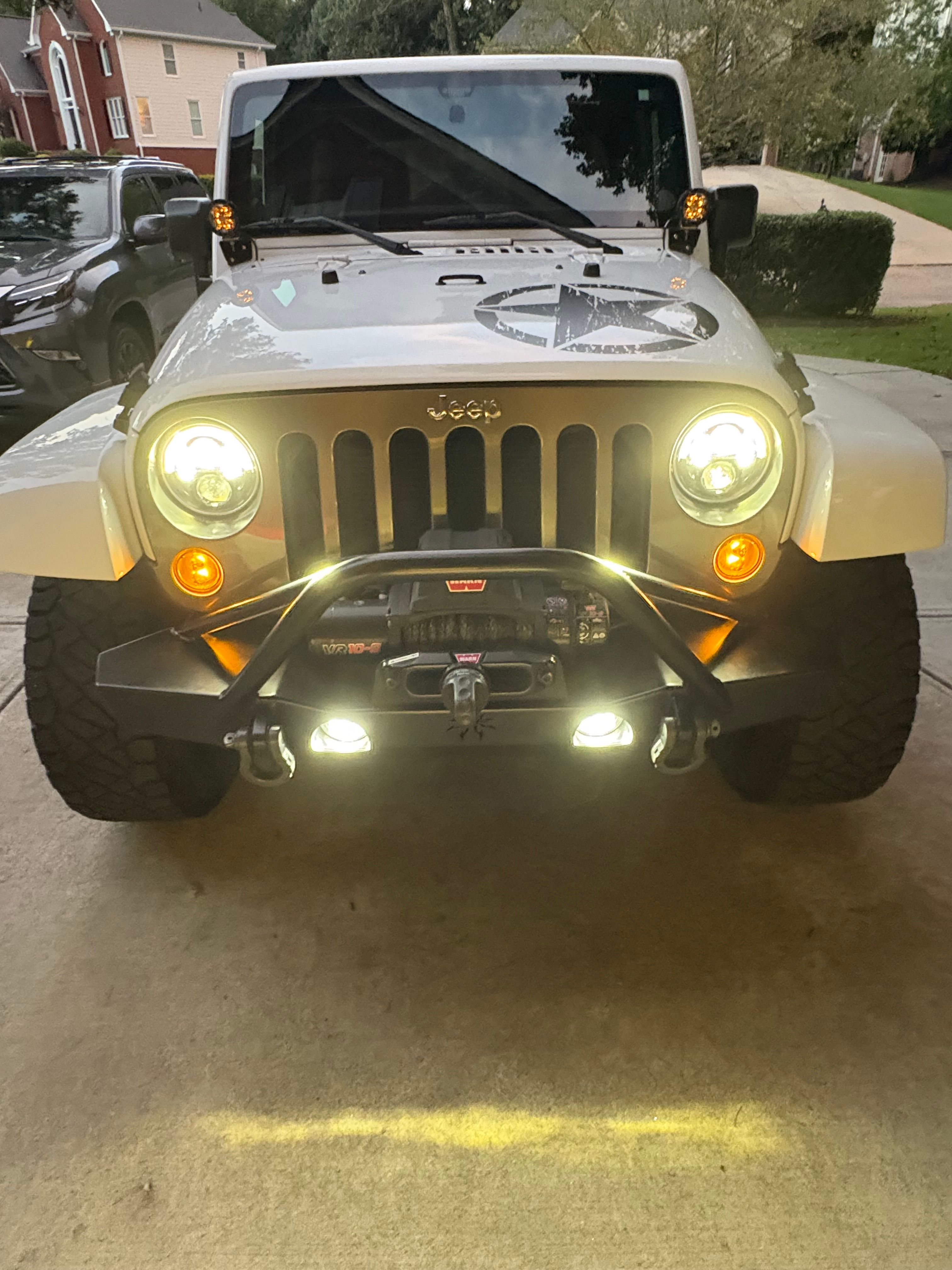 Used 2013 Jeep Wrangler Unlimited Sport AWD/4WD image 12