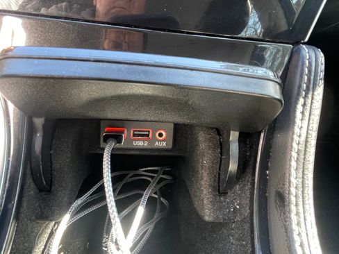 Used 2017 Nissan Maxima Platinum image 13