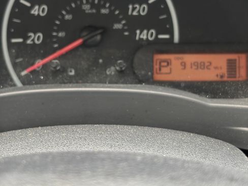 Used 2016 Nissan Versa S image 10